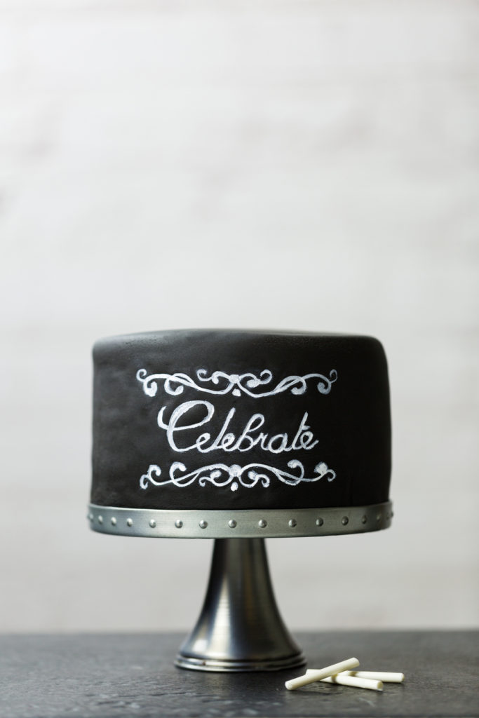 Series on decorating a chalkboard cake